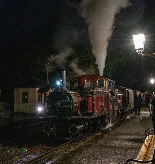 202210 Merddin Emrys Minffordd Dark SM