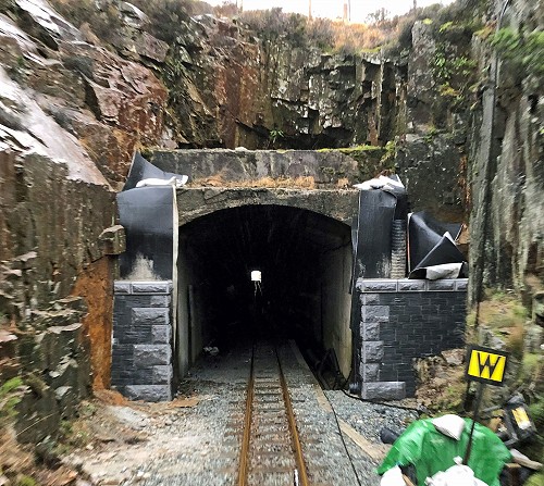 Tunnel Tunnel