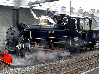 Linda painted Midnight Blue March 1992.  Note addition of rear cab similar to Blanche – Photo Jim Frazer