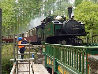 Further progress on the paintwork as the Earl of Merioneth passes