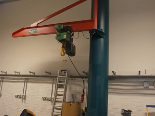 The crane in the workshop